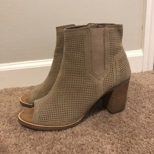 Toms Majorca booties